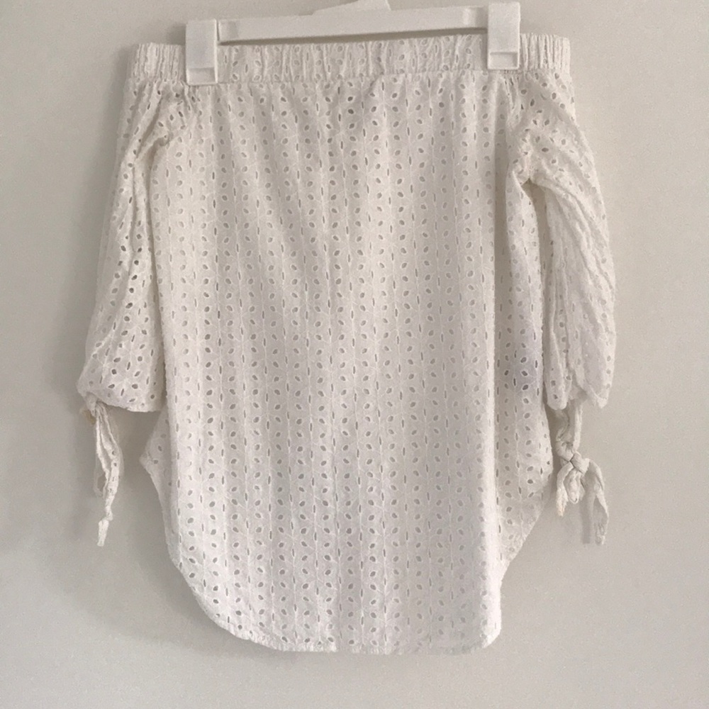 Women’s White Off-Shoulder Shirt